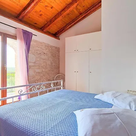 Aurelia * Barat (Porec)
