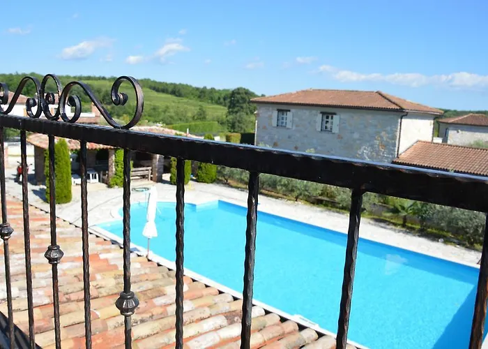 Aurelia * Barat (Porec)