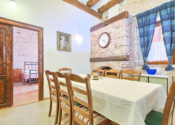 Aurelia * Barat (Porec)