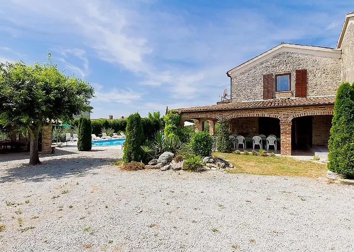 Aurelia * Barat (Porec)